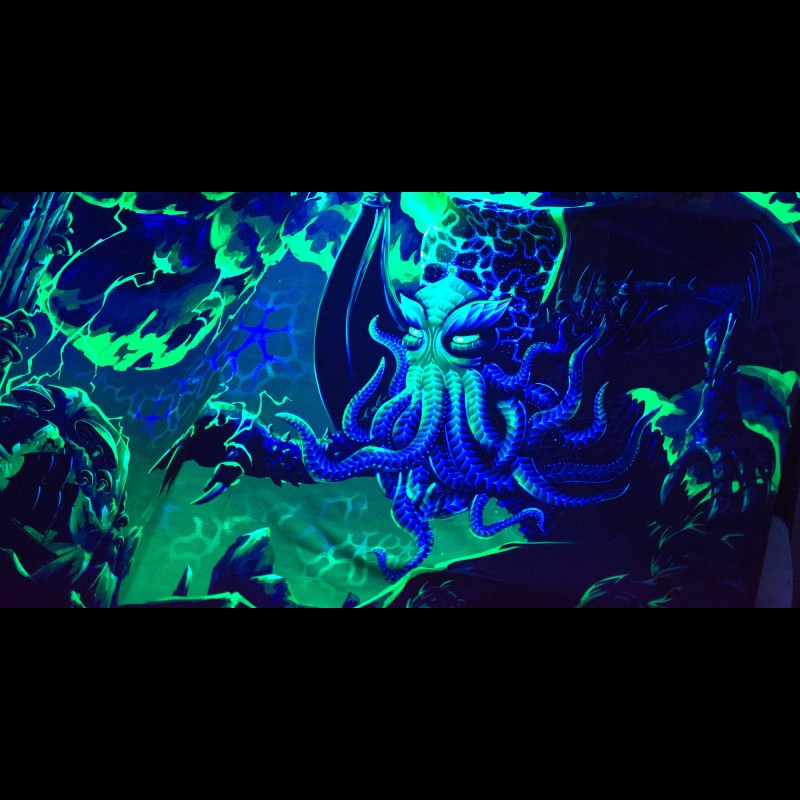 Psychedelic trippy tapestry UV «Cthulhu»